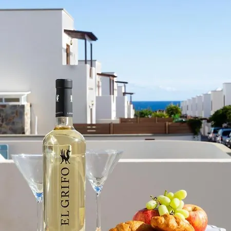 Valentina Private Pool Garden Вилла *