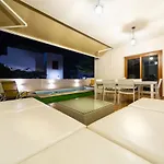 Valentina Private Pool Garden Вилла *